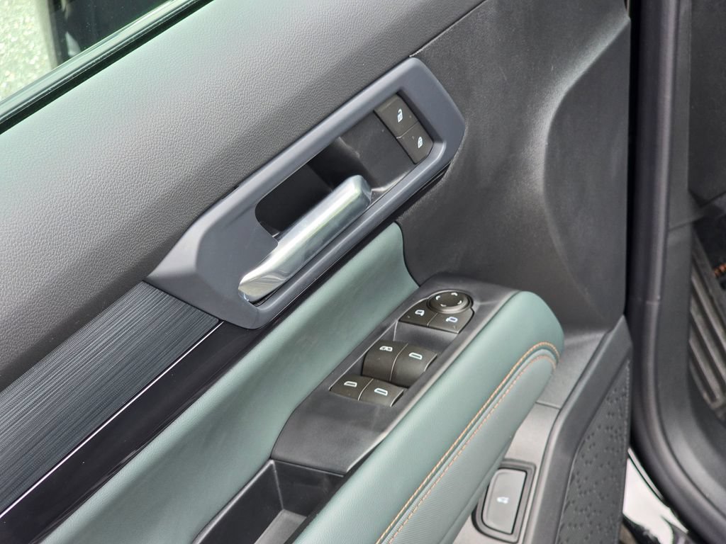 New 2026 GMC Terrain AT4 w/ Technology Package II AWD/4WD image 34