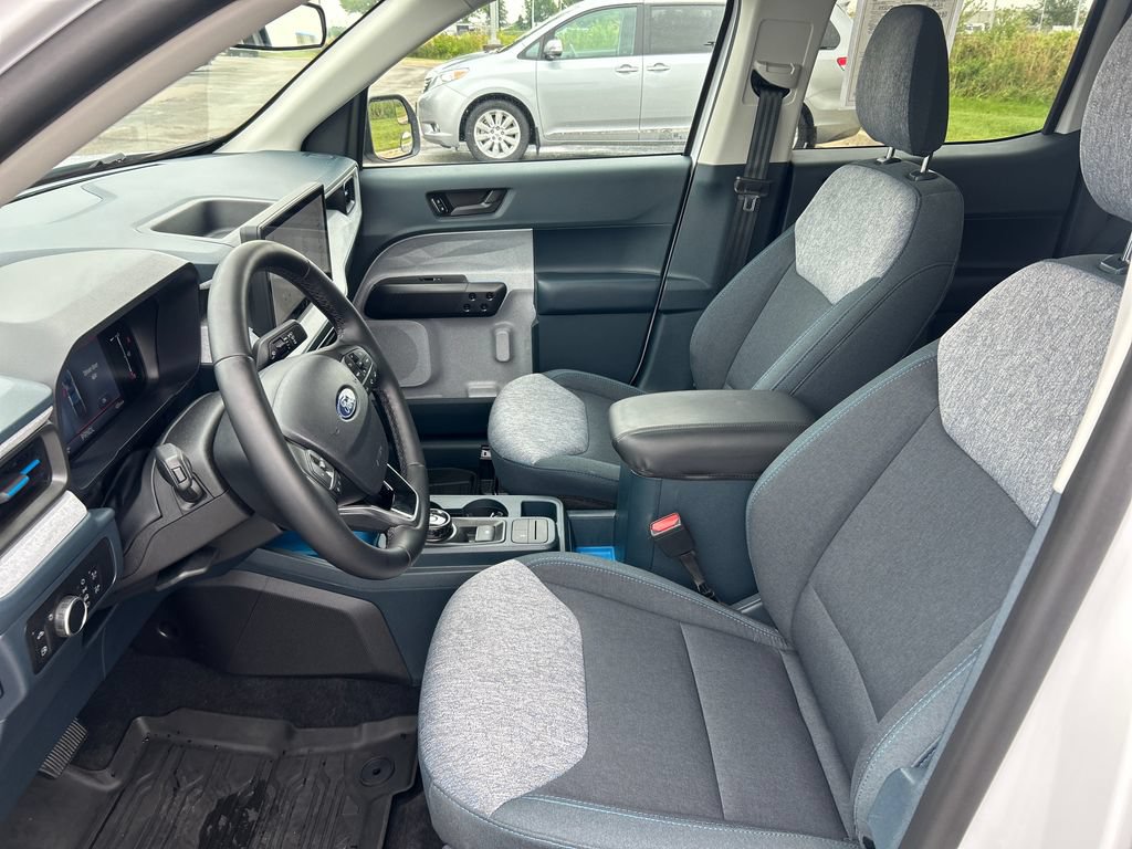 Used 2025 Ford Maverick XLT w/ XLT Luxury Package FWD image 11