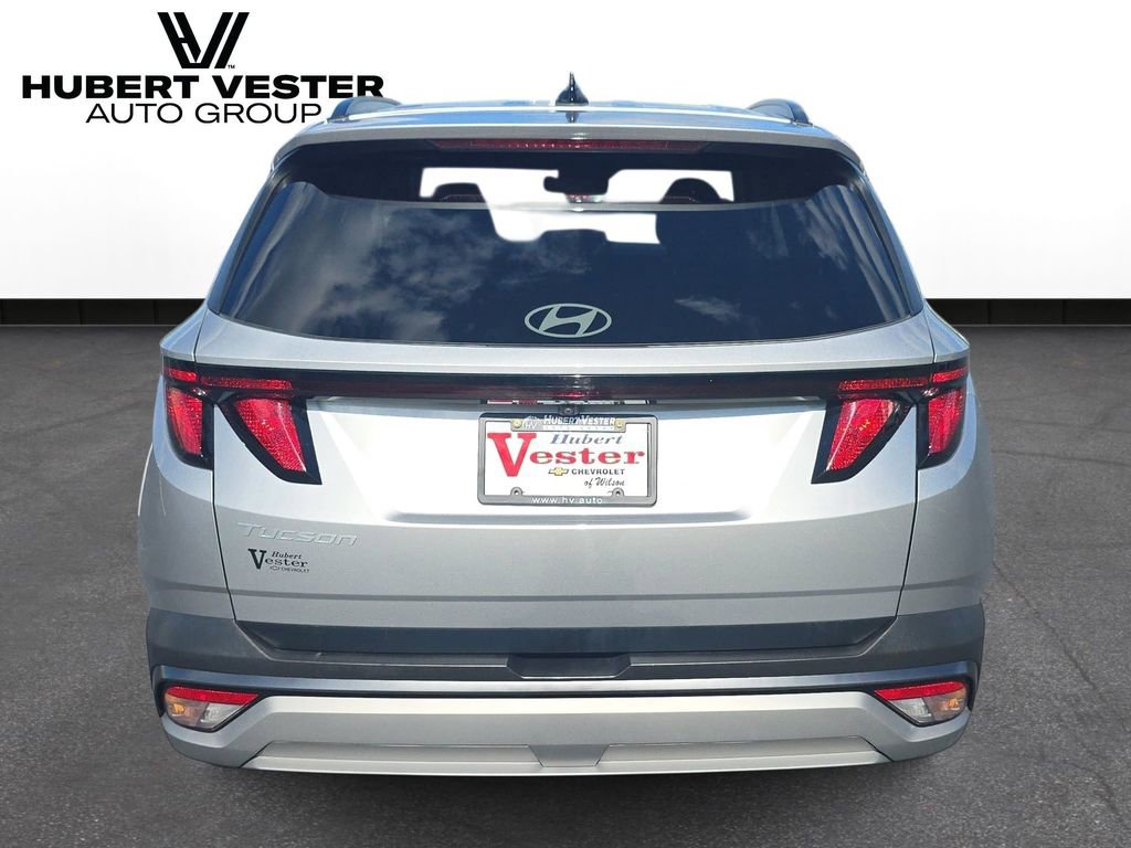 Used 2025 Hyundai Tucson SEL FWD image 7