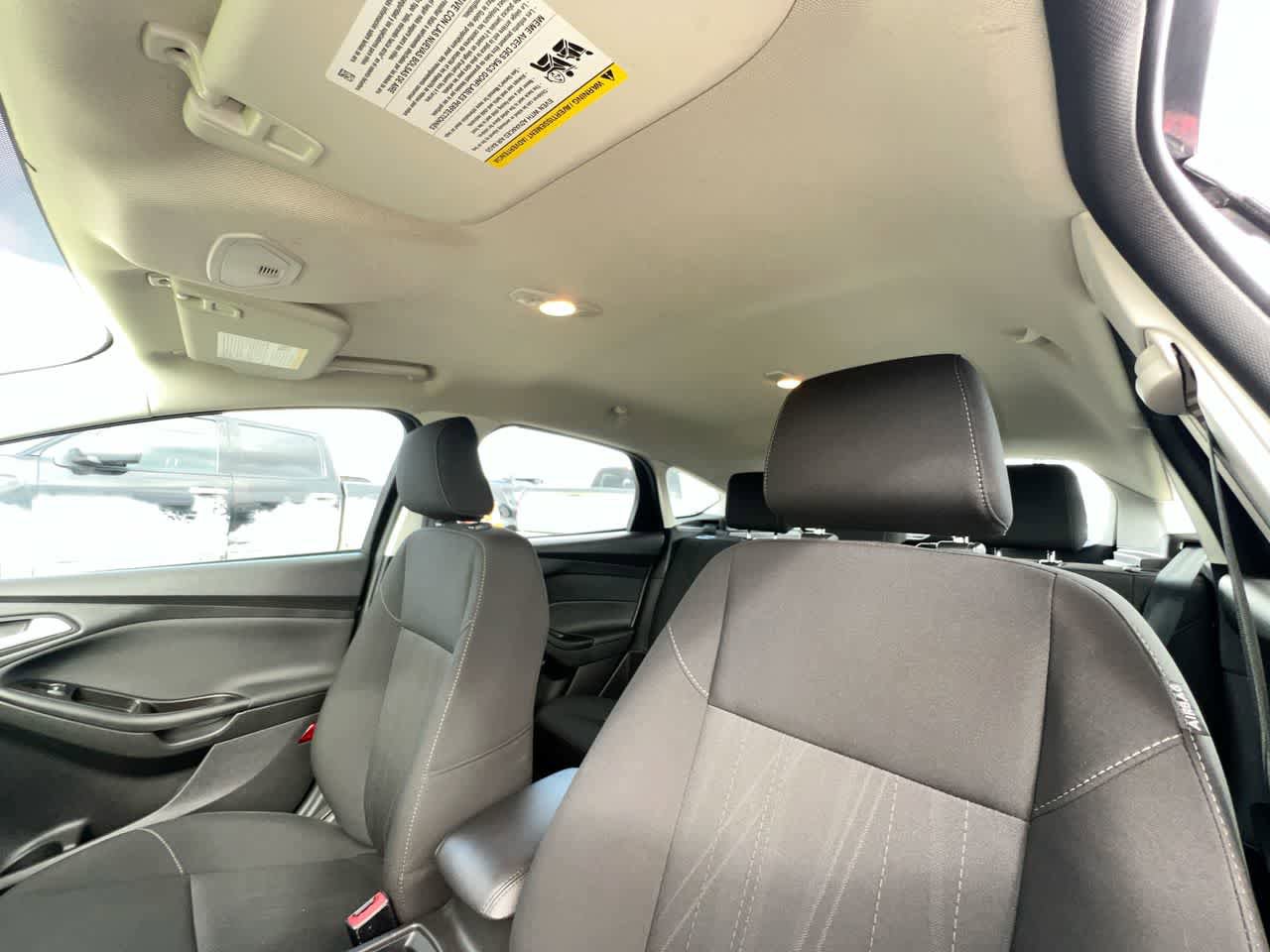 Used 2018 Ford Focus SE FWD image 22