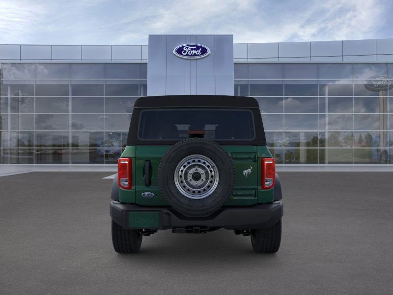 New 2025 Ford Bronco 4-Door image 5