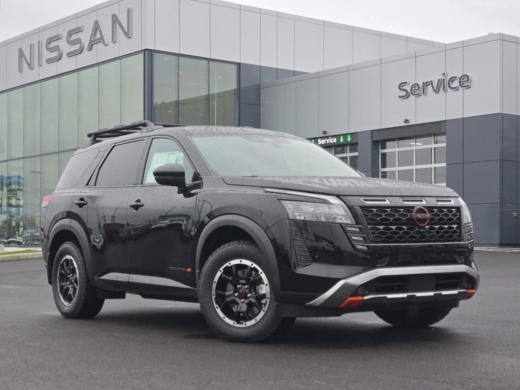 New 2026 Nissan Pathfinder Rock Creek w/ Rock Creek Premium Package