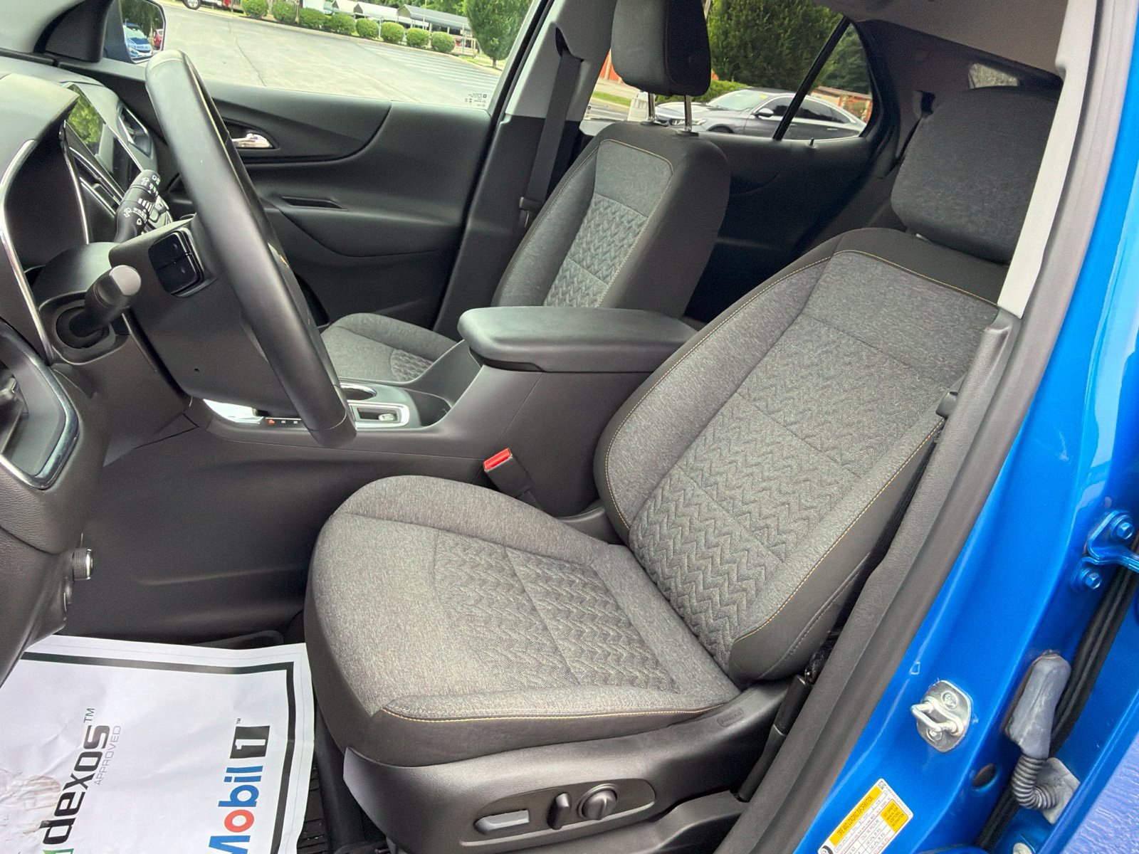 Used 2024 Chevrolet Equinox LT FWD image 24