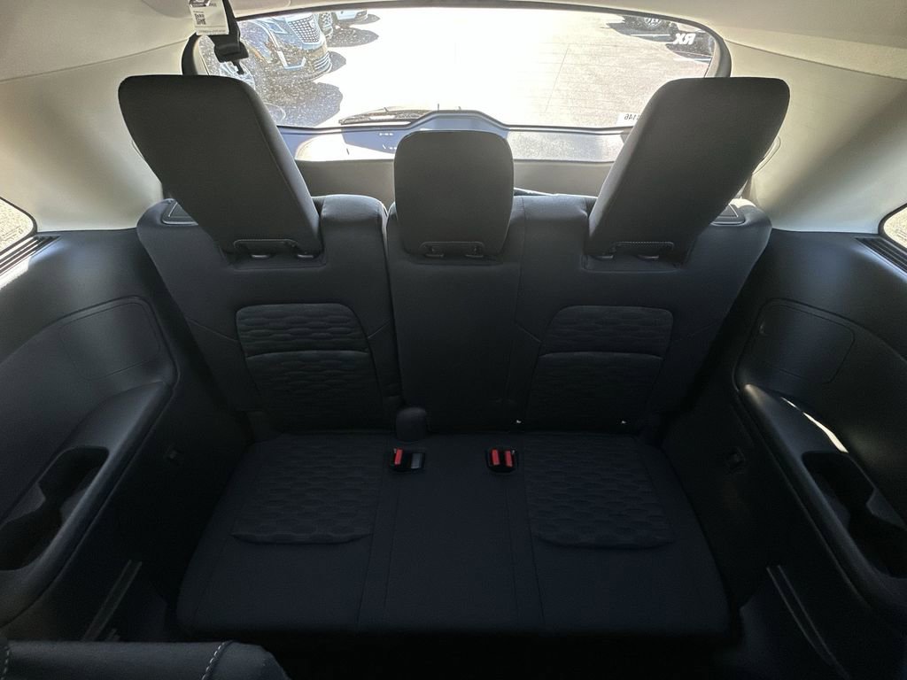 New 2026 Nissan Pathfinder SV image 23