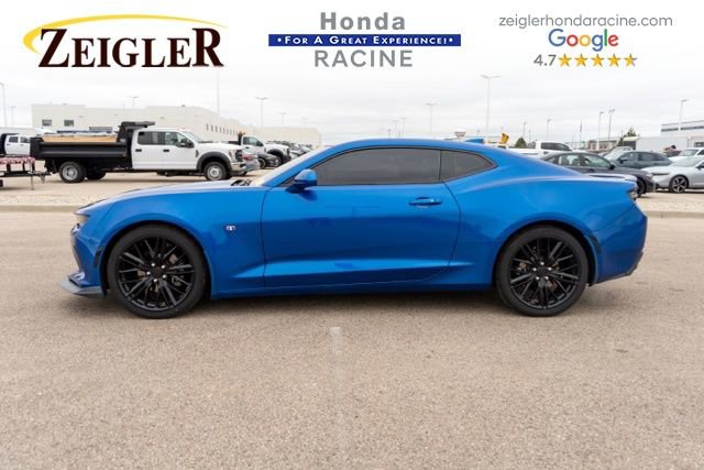 Used 2016 Chevrolet Camaro LT w/ RS Package image 4