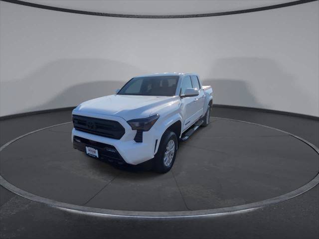 Certified 2025 Toyota Tacoma SR5 AWD/4WD image 5