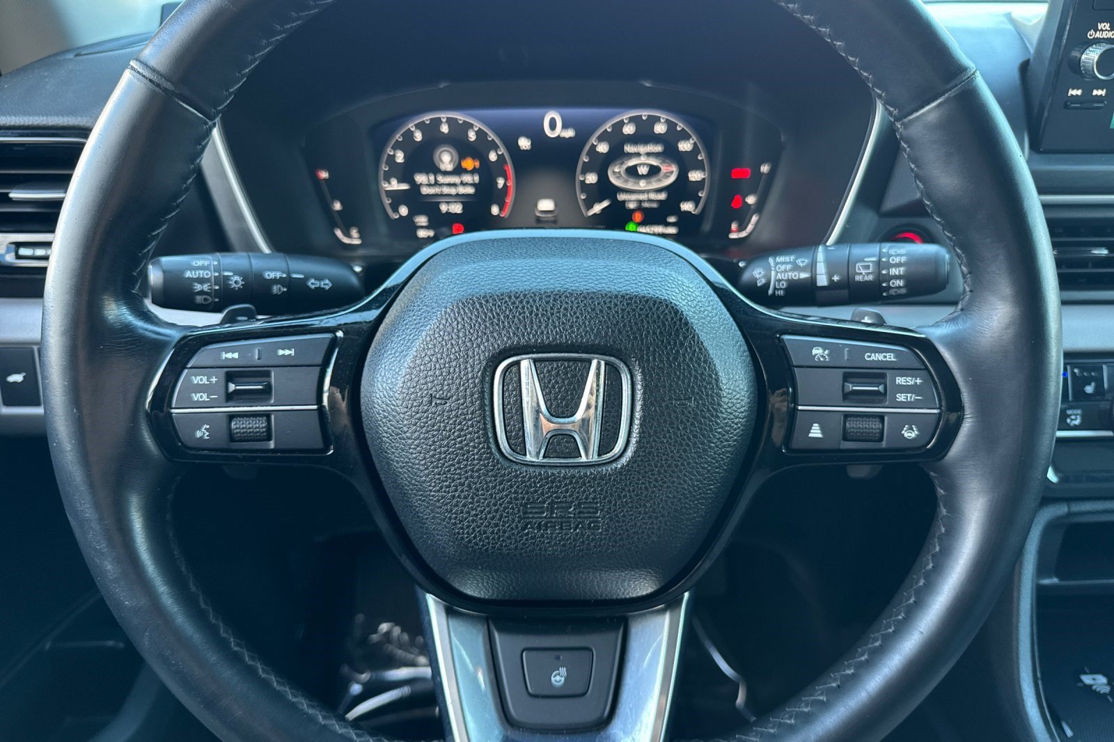 Used 2023 Honda Pilot Elite image 11