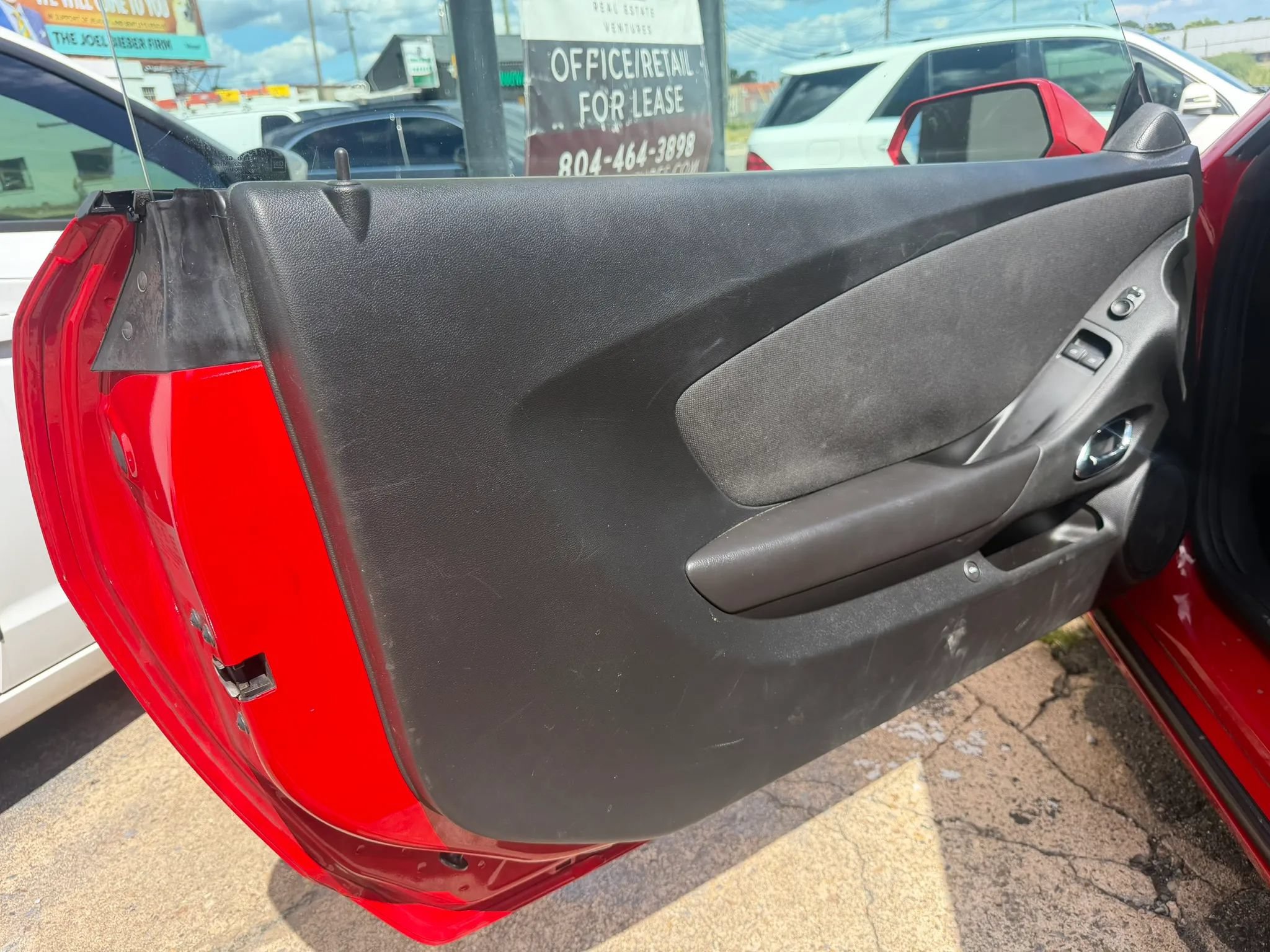 Used 2010 Chevrolet Camaro LT RWD image 11