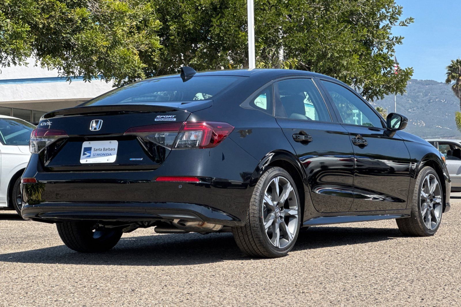 Used 2025 Honda Civic Sport image 4