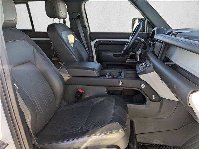 Used 2022 Land Rover Defender 110 X-Dynamic HSE AWD/4WD image 17