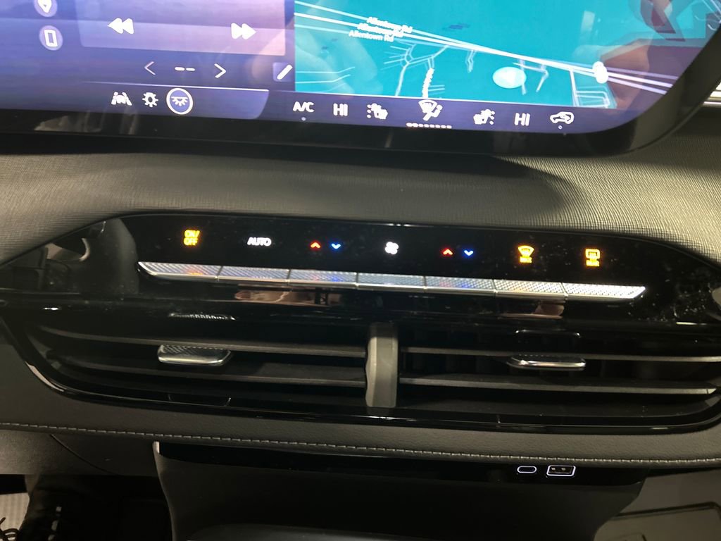 New 2026 Buick Enclave Preferred image 17