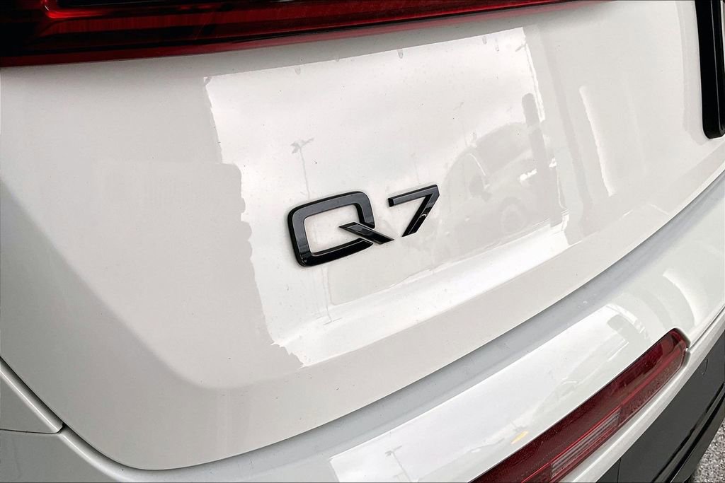 Used 2020 Audi Q7 2.0T Premium AWD/4WD image 42
