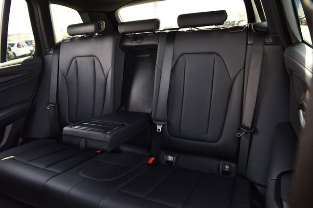 Used 2022 BMW X3 M40i w/ Parking Assistance Package image 24