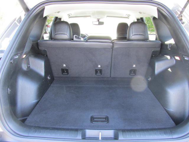 Used 2019 Jeep Cherokee Limited image 7