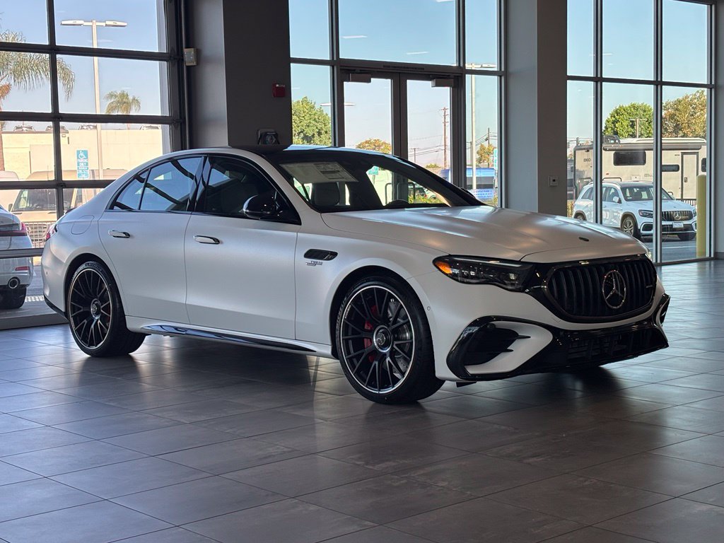 New 2027 Mercedes-Benz E 53 AMG e 4MATIC Sedan image 10