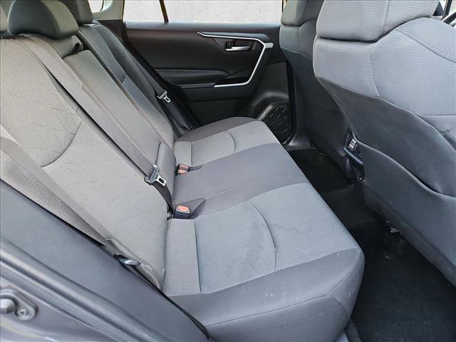 Used 2025 Toyota RAV4 XLE FWD image 19