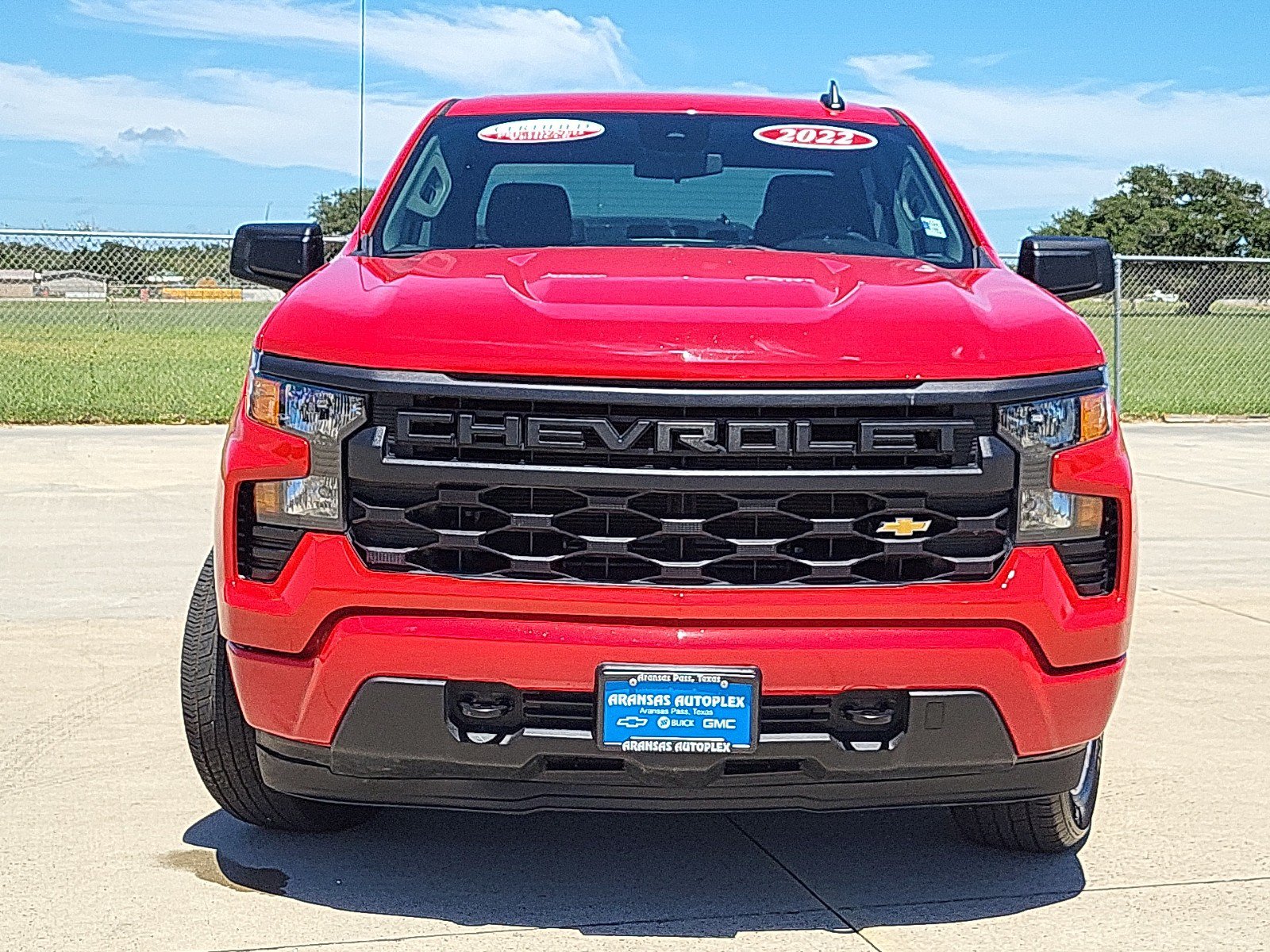 Used 2022 Chevrolet Silverado 1500 Custom RWD image 2