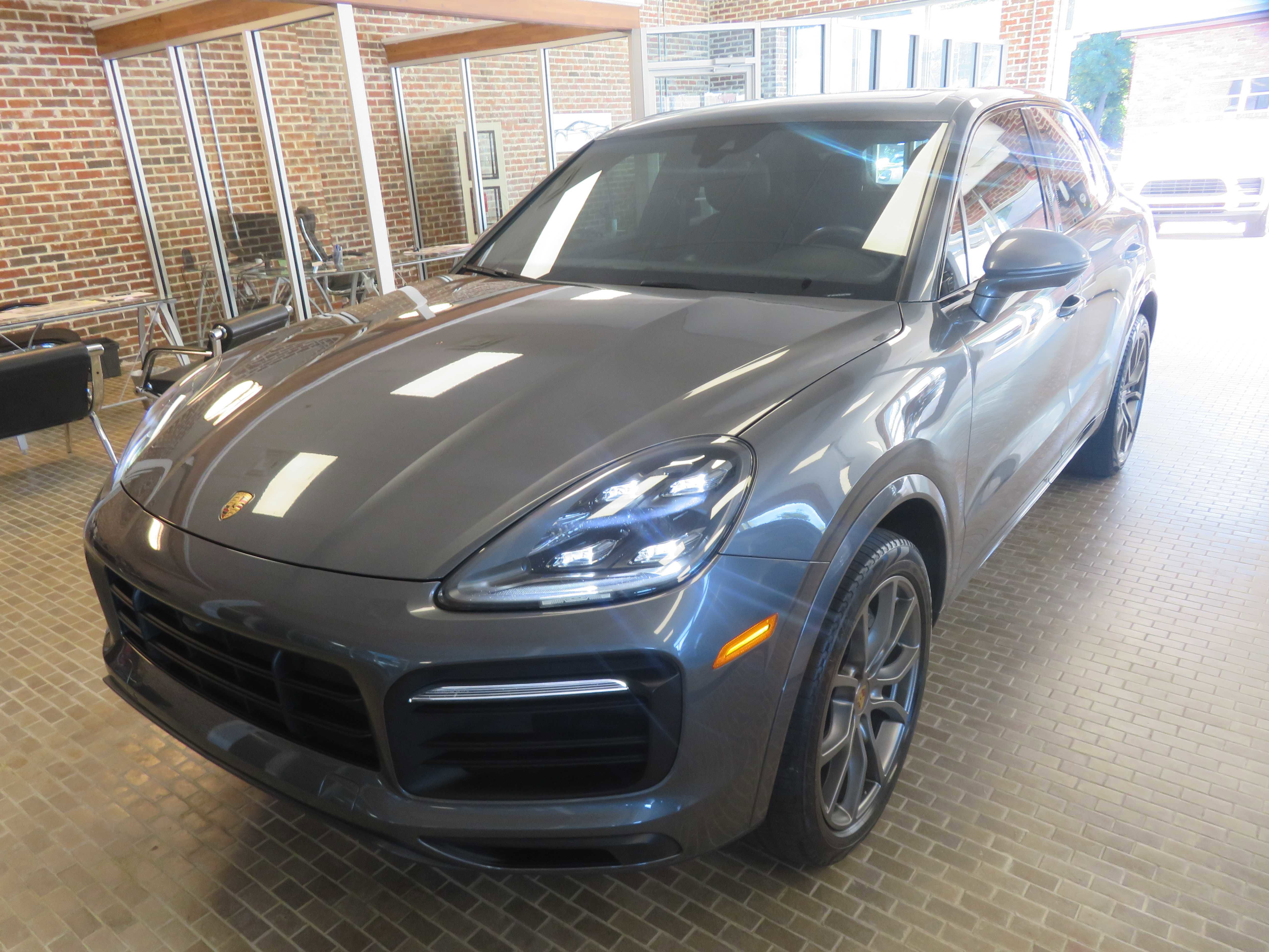Used 2020 Porsche Cayenne S image 79