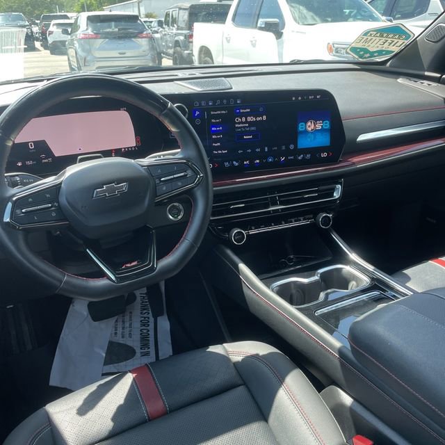Used 2024 Chevrolet Traverse RS w/ LPO, Floor Liner Package AWD/4WD image 16