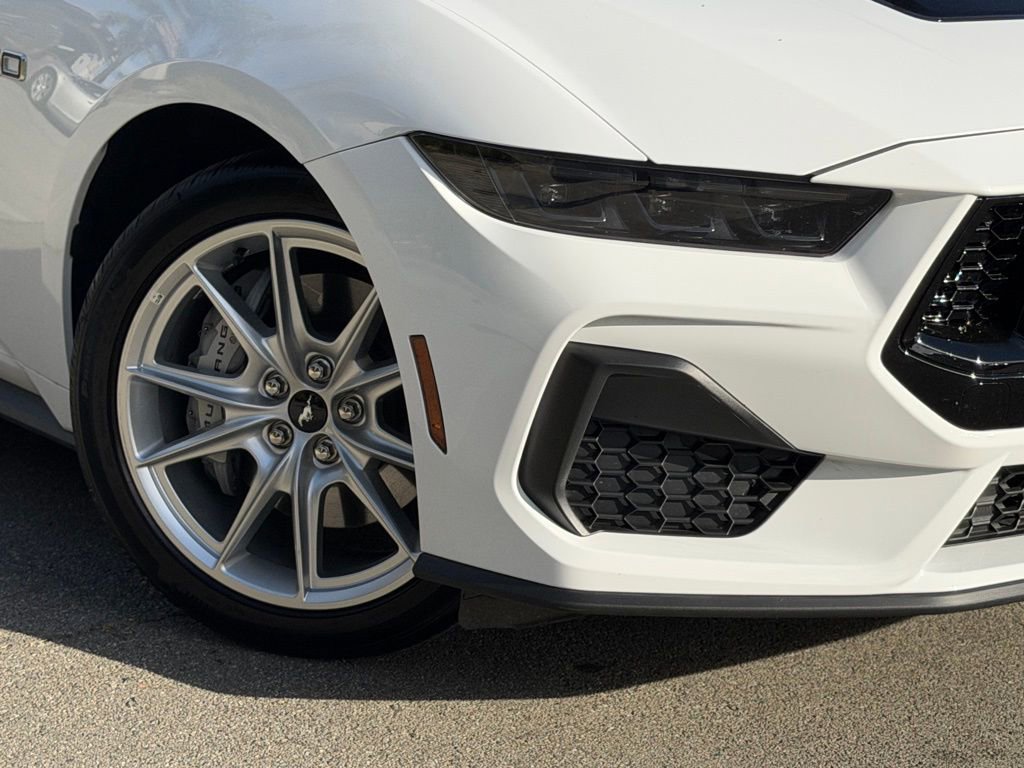 Certified 2025 Ford Mustang GT Premium image 4