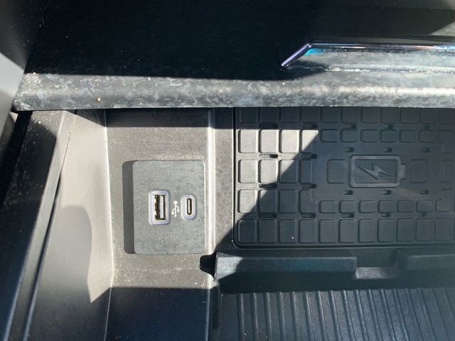 Used 2022 Ford Expedition Max Limited image 36