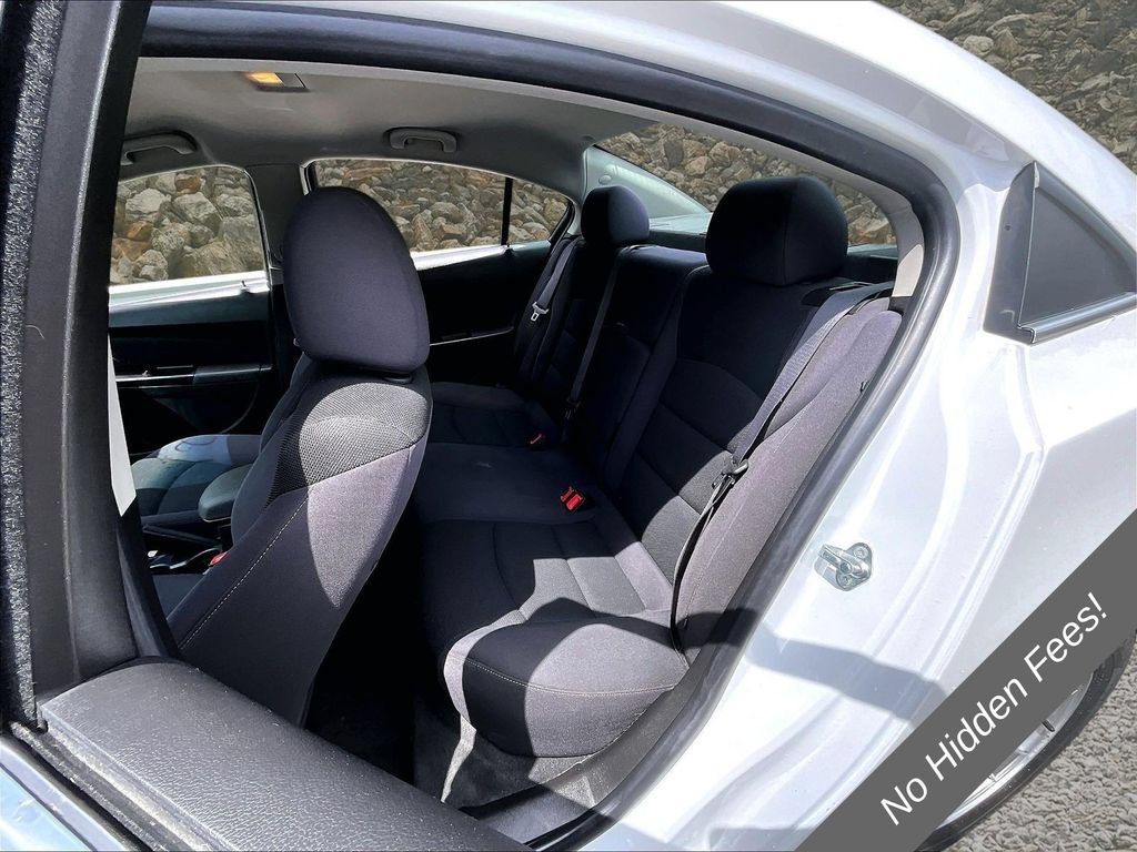 Used 2015 Chevrolet Cruze LT FWD image 21