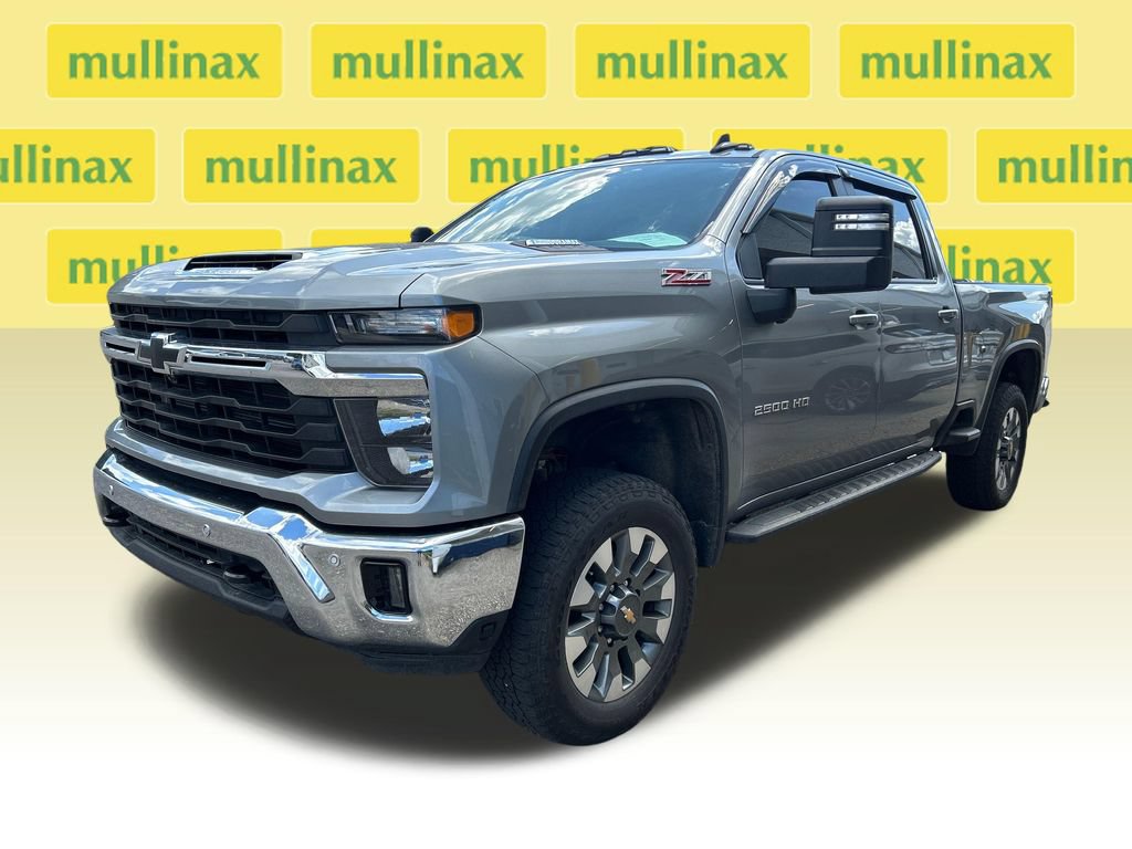 Used 2025 Chevrolet Silverado 2500 LT w/ Safety Package AWD/4WD image 7