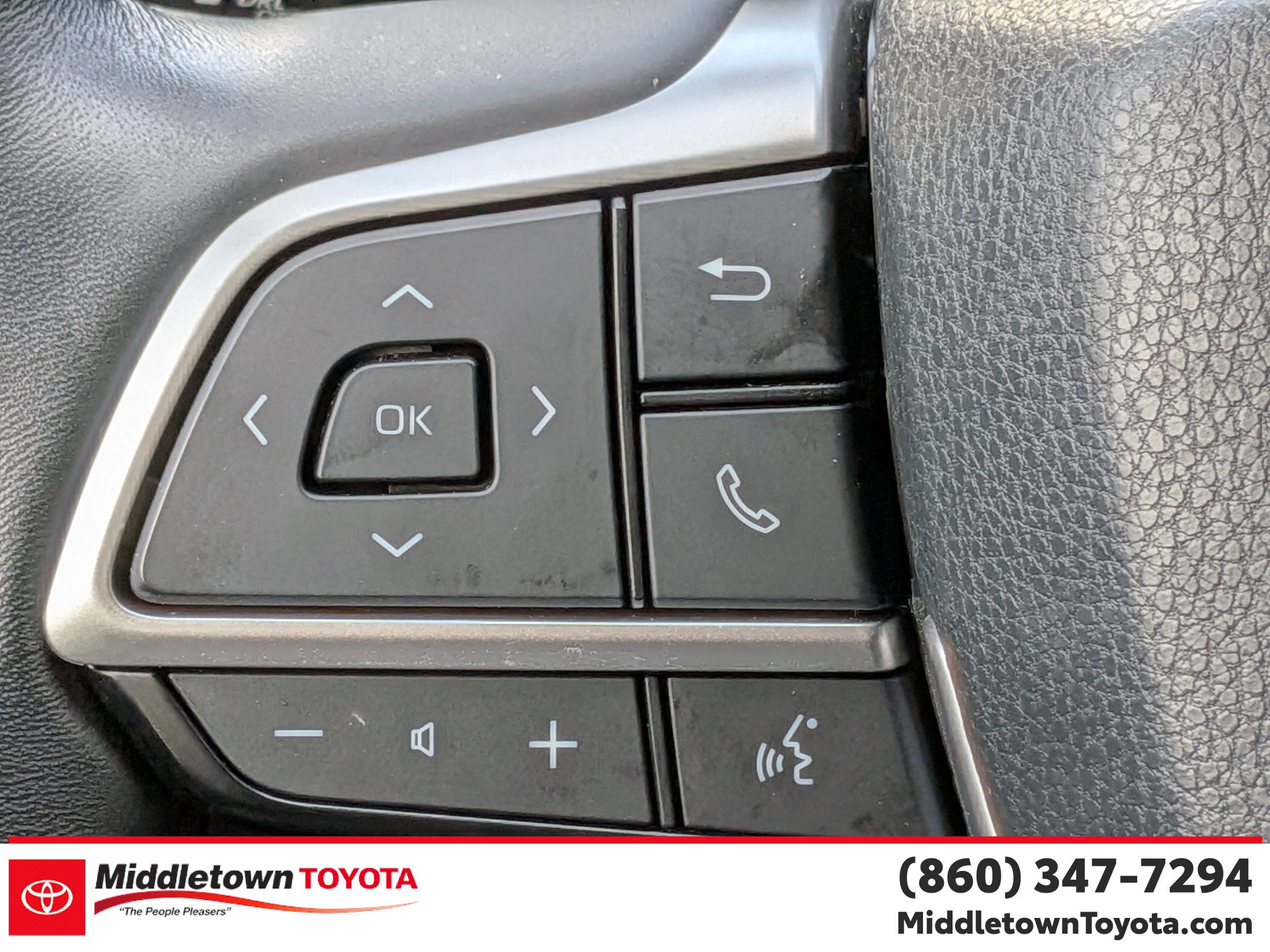 Used 2024 Toyota Grand Highlander Limited image 19