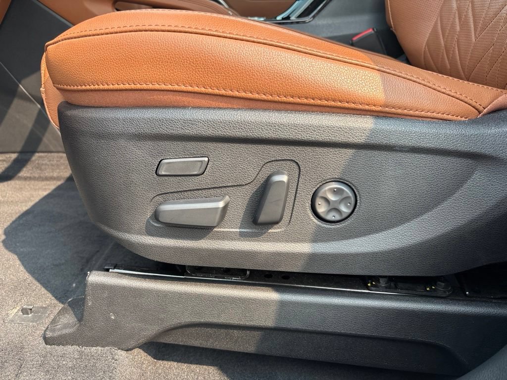 Certified 2024 Kia Telluride SX X-Line AWD/4WD image 16