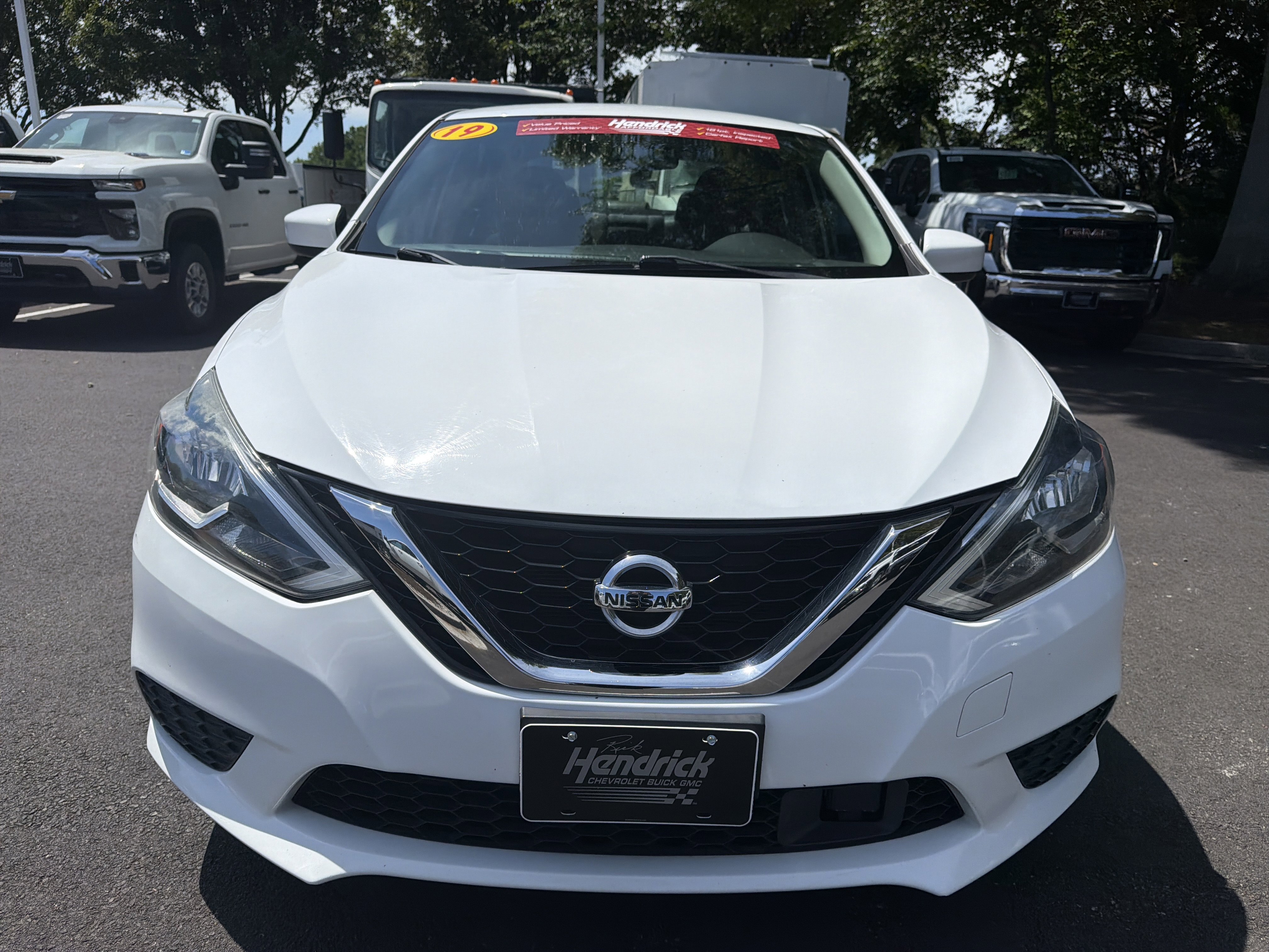 Used 2019 Nissan Sentra SV FWD image 3