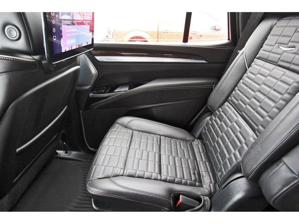 Certified 2025 Cadillac Escalade Sport Platinum image 11