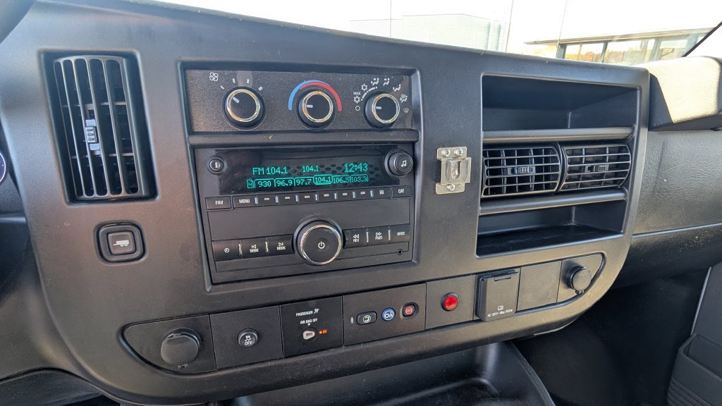 Used 2021 Chevrolet Express 2500 w/ Driver Convenience Package RWD image 10