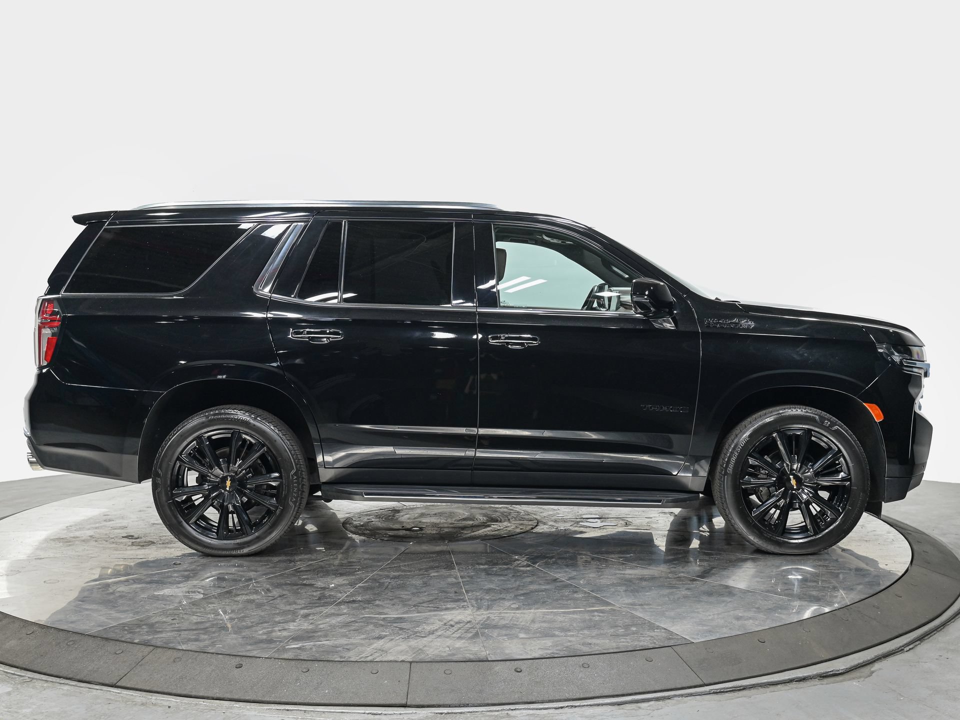 Used 2021 Chevrolet Tahoe High Country AWD/4WD image 8