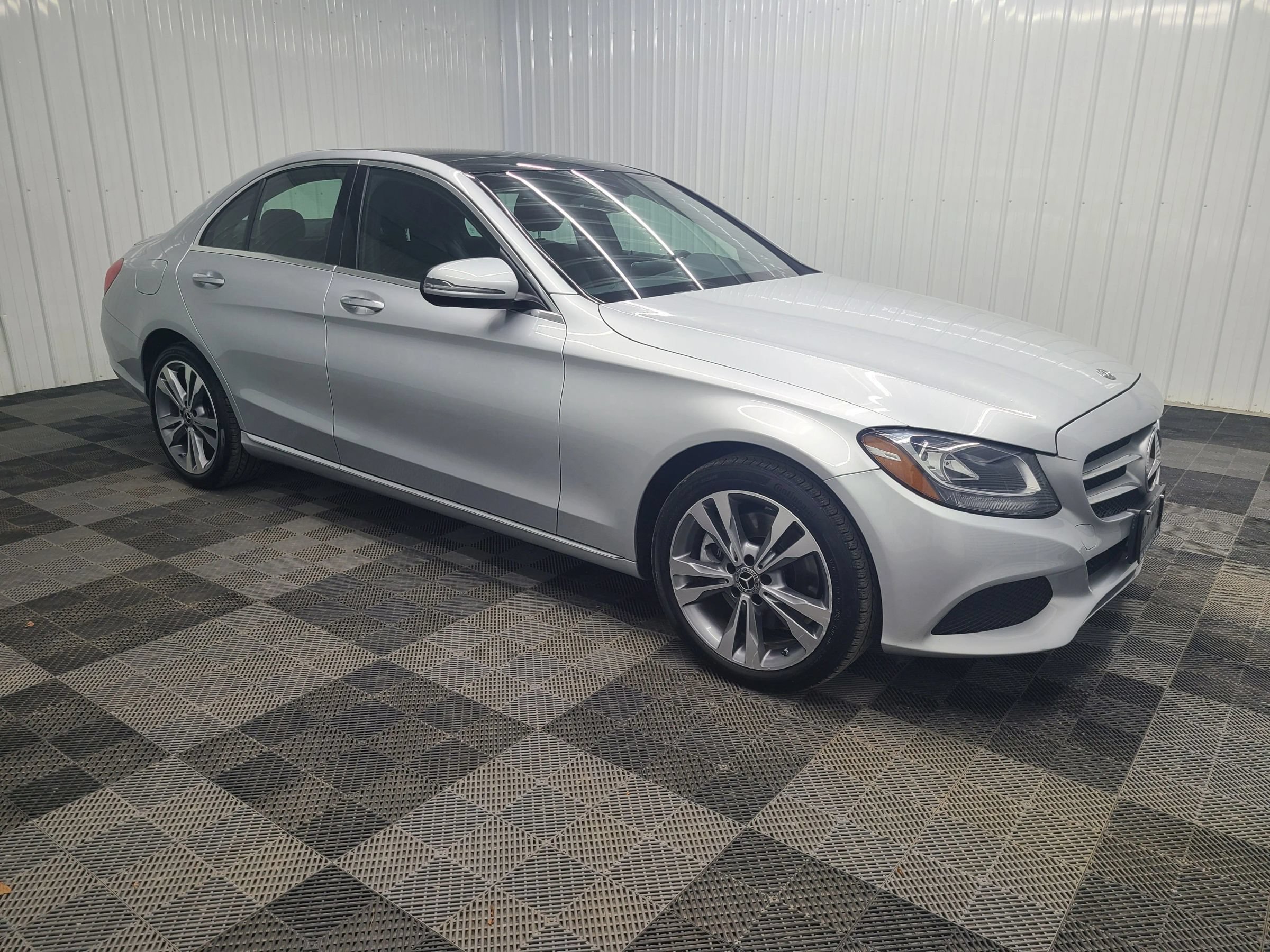 Used 2018 Mercedes-Benz C 300 4MATIC Sedan image 13