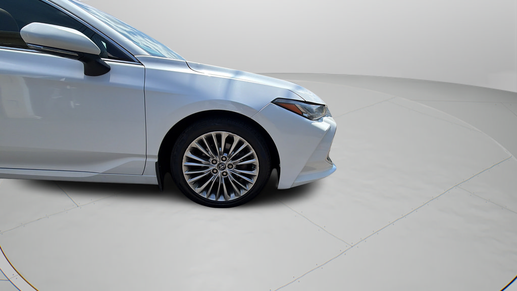 Used 2019 Toyota Avalon Limited FWD image 37