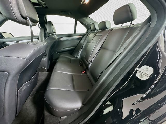 Used 2014 Mercedes-Benz C 300 4MATIC Sedan image 24