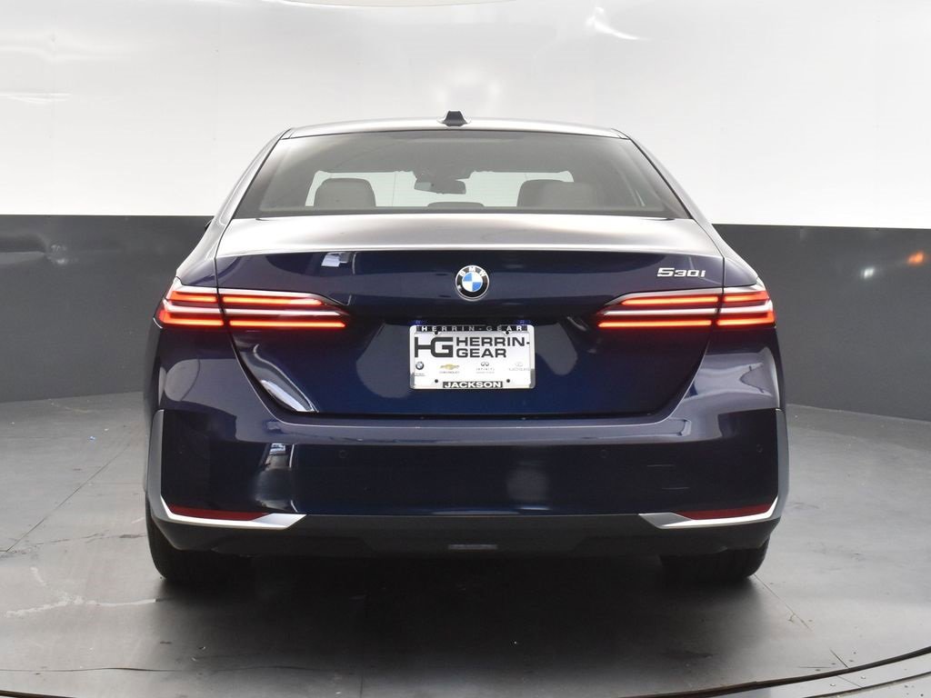 New 2026 BMW 530i w/ Premium Package image 6