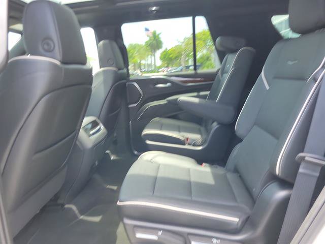 Certified 2023 Cadillac Escalade Premium Luxury AWD/4WD image 29