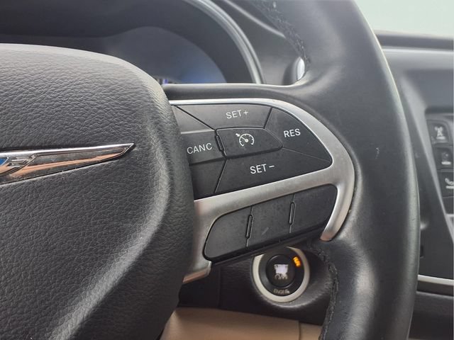 Used 2015 Chrysler 200 Limited w/ Convenience Group FWD image 12