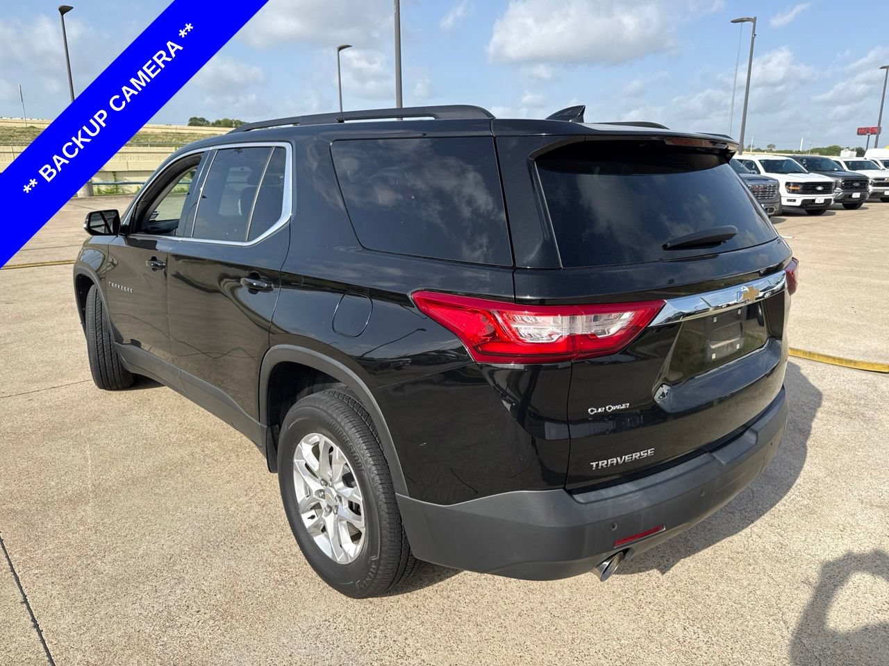 Used 2019 Chevrolet Traverse LT FWD image 8