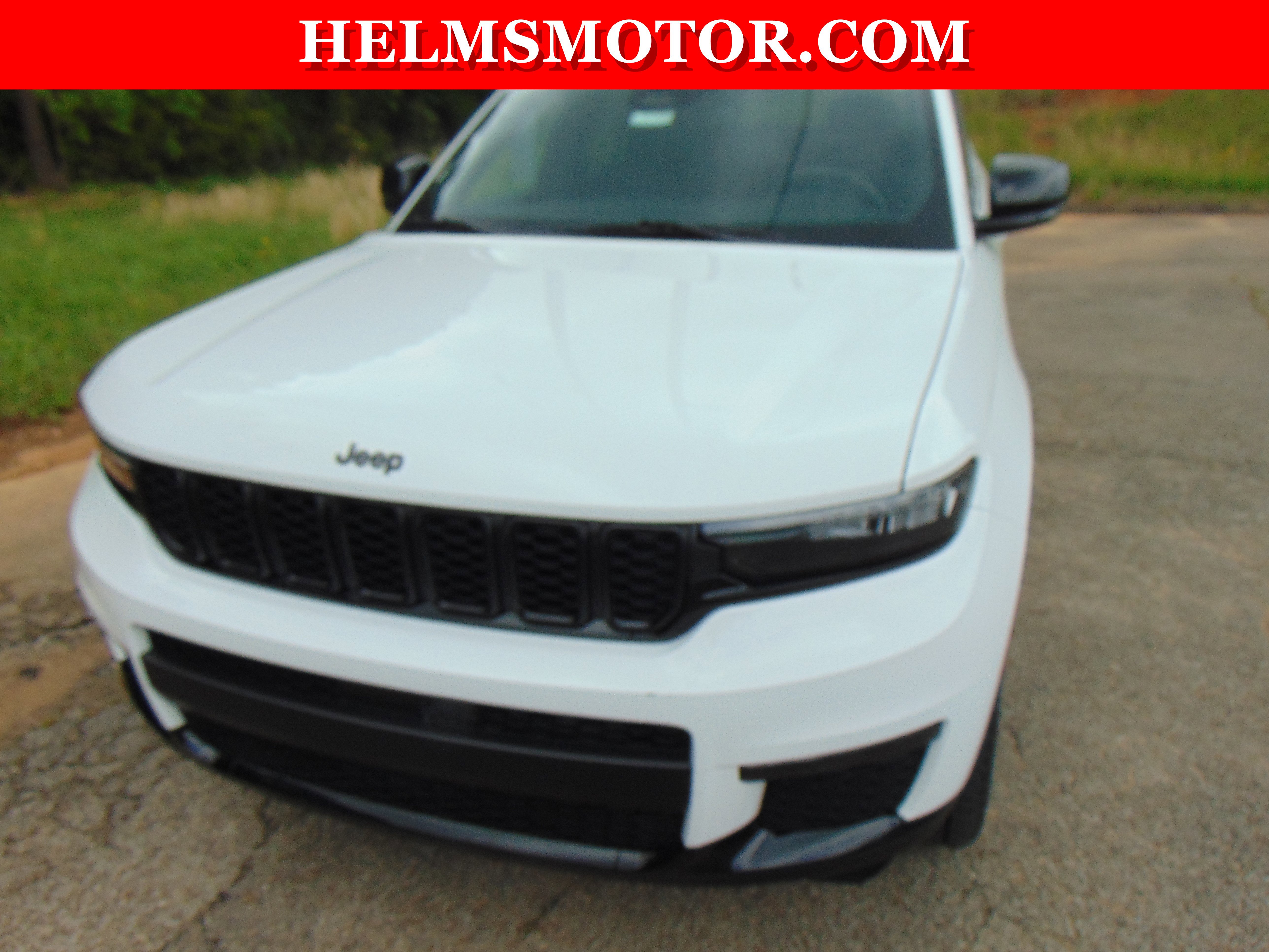 Certified 2024 Jeep Grand Cherokee L Limited w/ Black Appearance Package AWD/4WD image 12