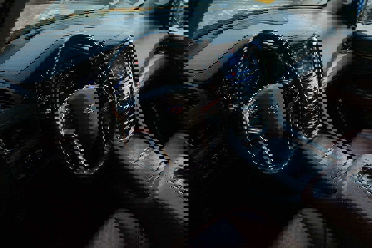 Used 2019 Cadillac Escalade Luxury image 11