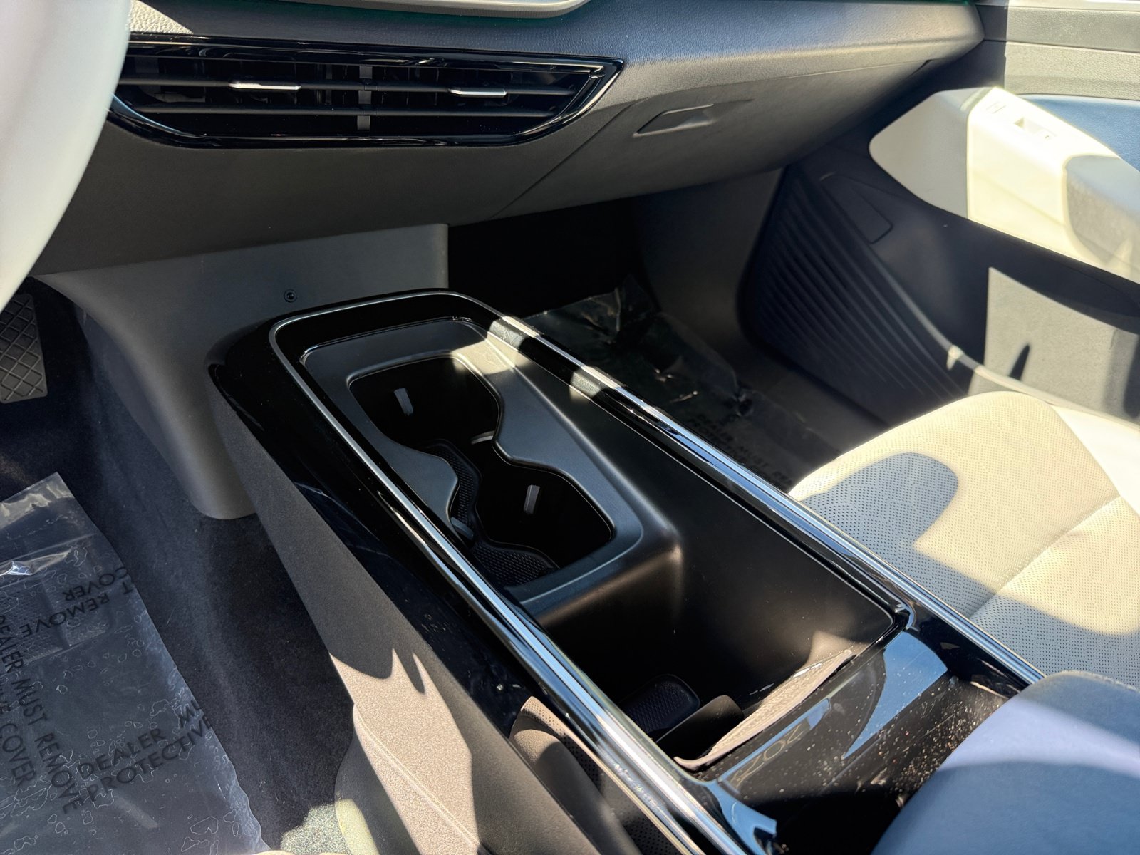 Certified 2023 Volkswagen ID.4 Pro S AWD/4WD image 13