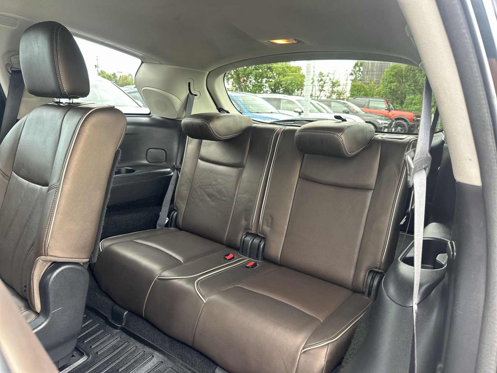 Used 2016 INFINITI QX60 Luxe w/ Premium Plus Package AWD/4WD image 27