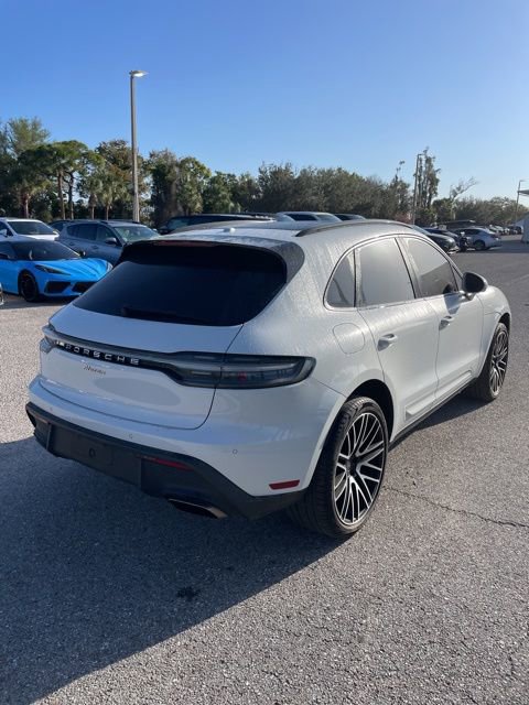 Used 2023 Porsche Macan Turbo image 4