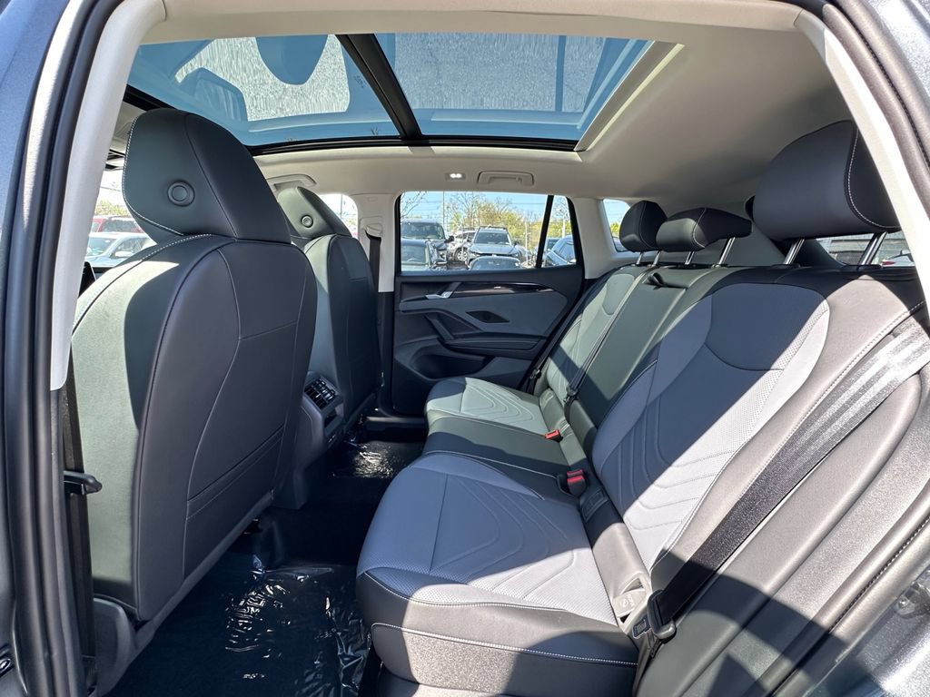 New 2026 Volkswagen Tiguan SE AWD/4WD image 25