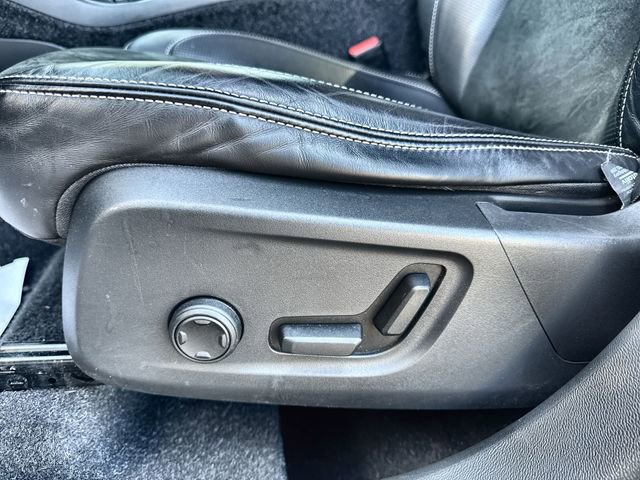 Used 2020 Volvo XC40 T5 R-Design image 20