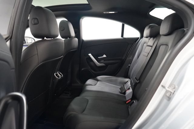 Used 2025 Mercedes-Benz CLA 250 image 33