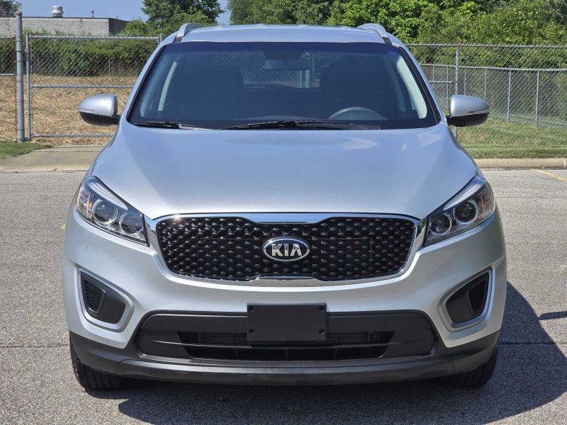 Used 2016 Kia Sorento LX image 16