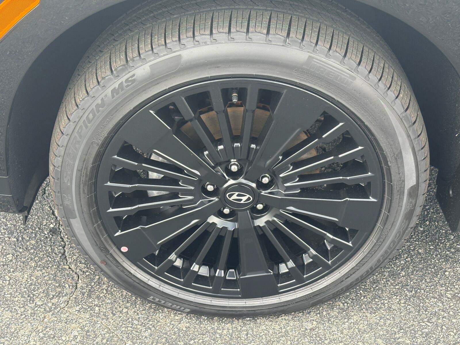 New 2026 Hyundai Santa Fe Calligraphy FWD image 15